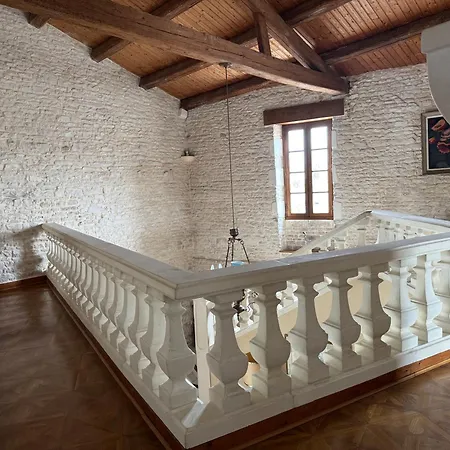 度假居 Ღ Ostaria - Maison Spacieuse, Piscine & Garage *