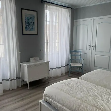 Ღ Ostaria - Maison Spacieuse, Piscine & Garage * La Couarde-sur-Mer