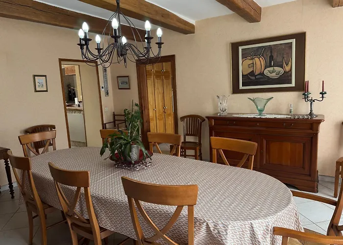 Casa vacanze ღ Ostaria - Maison Spacieuse, Piscine&Garage